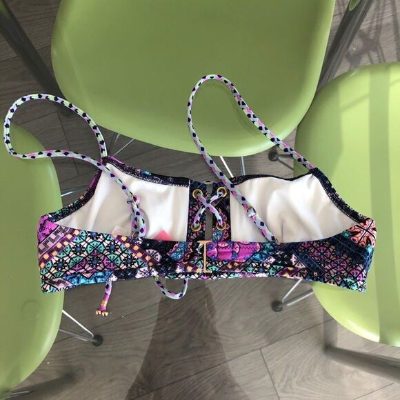 💝(3/$25) *nwot* victoria’s secret + lace up bikini top - Picture 5 of 7